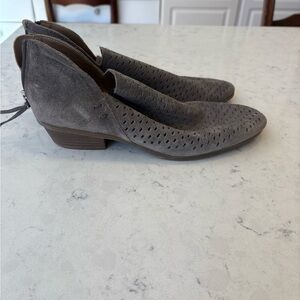 Kenneth Cole New York Perforated Gray Ankle Booties
